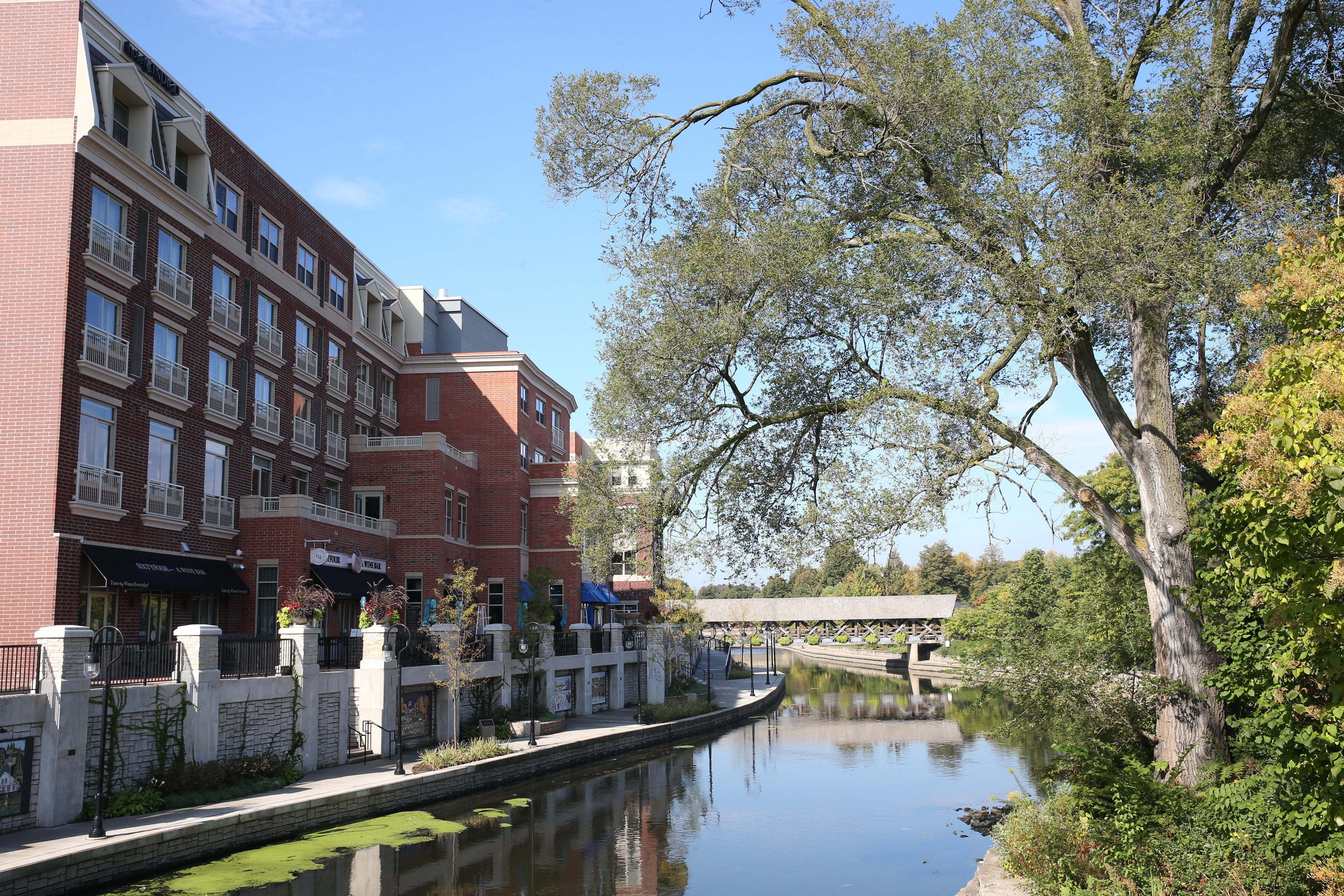 Hotel Indigo Naperville Riverwalk By Ihg Екстер'єр фото