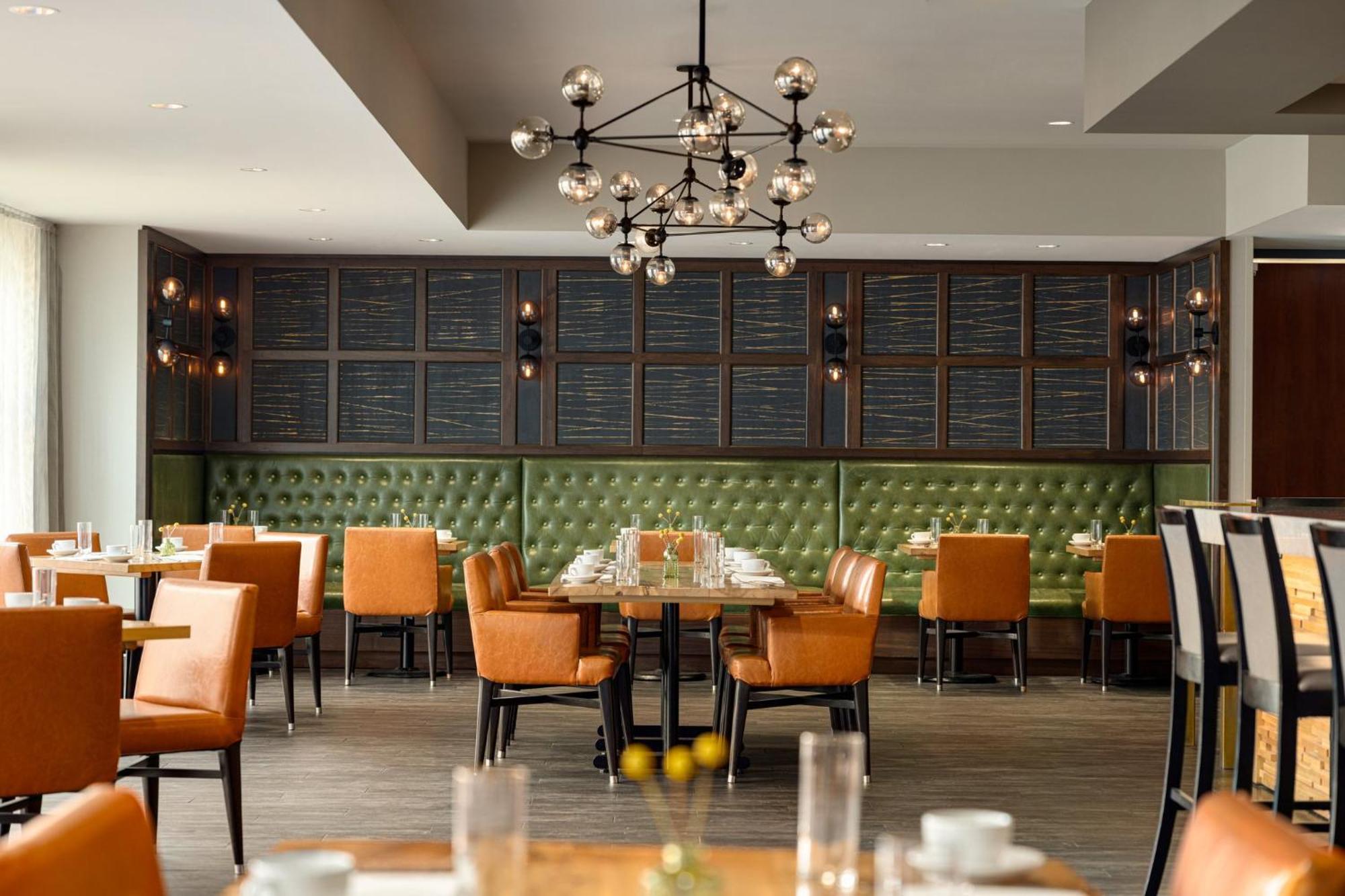 Hotel Indigo Naperville Riverwalk By Ihg Екстер'єр фото