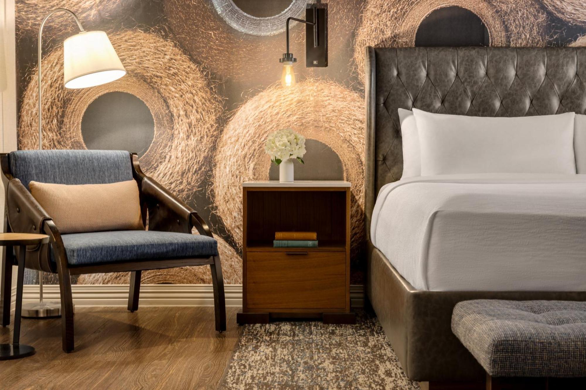 Hotel Indigo Naperville Riverwalk By Ihg Екстер'єр фото