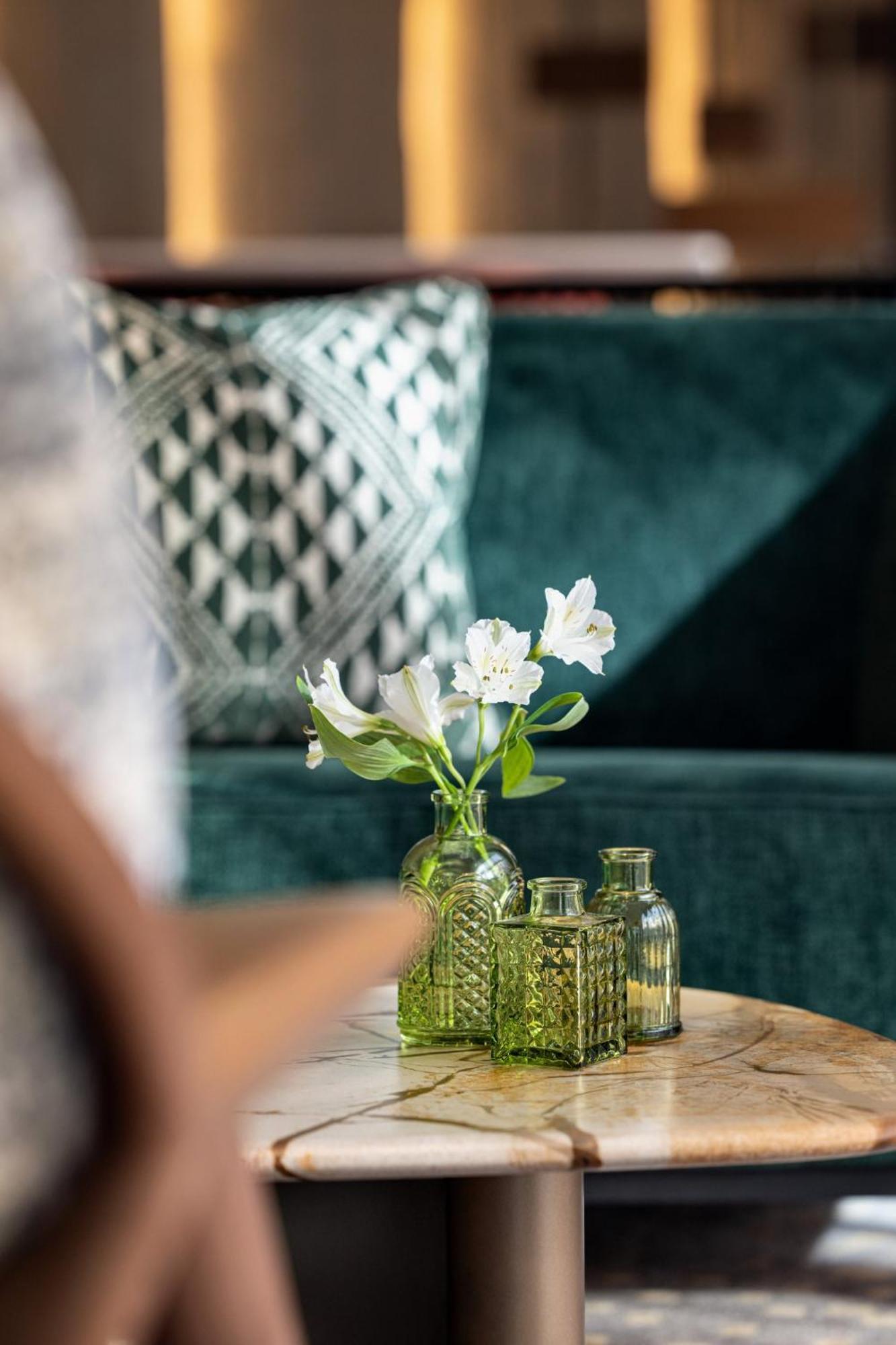 Hotel Indigo Naperville Riverwalk By Ihg Екстер'єр фото